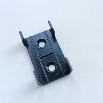 Adapter włącznika meblowego W07 - czarny. Adapter włącznika meblowego W07 - czarny.